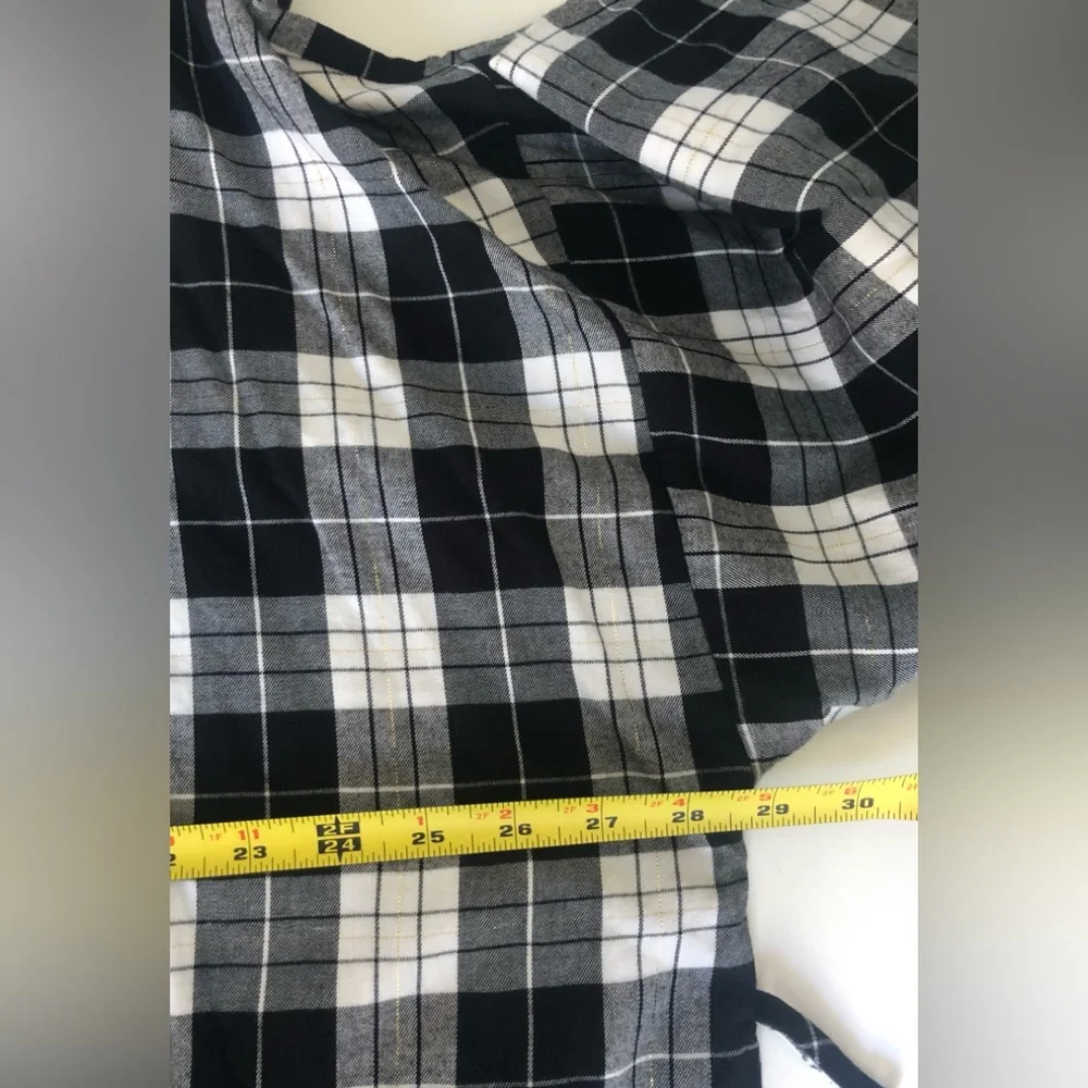 Victoria's Secret plaid kimono-style Lounge Robe Black White Size: XL/ XXL